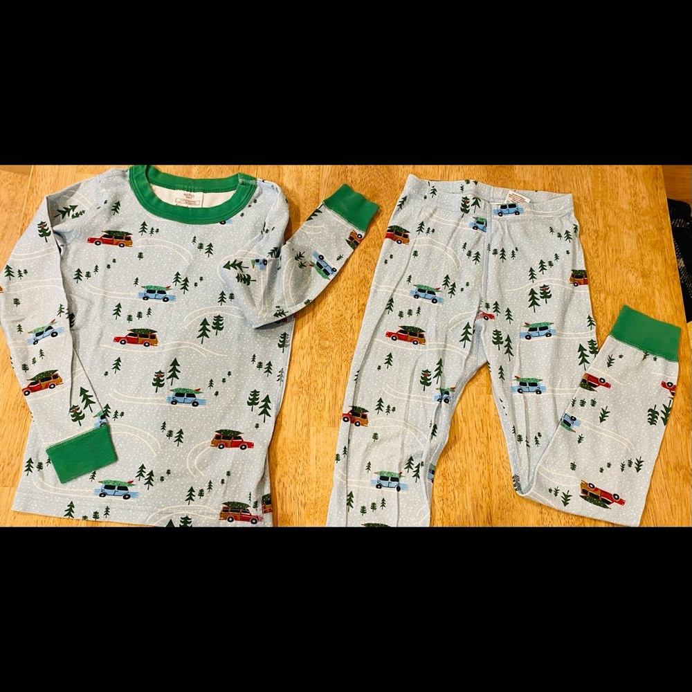 Hanna Anderson Pajamas size 120